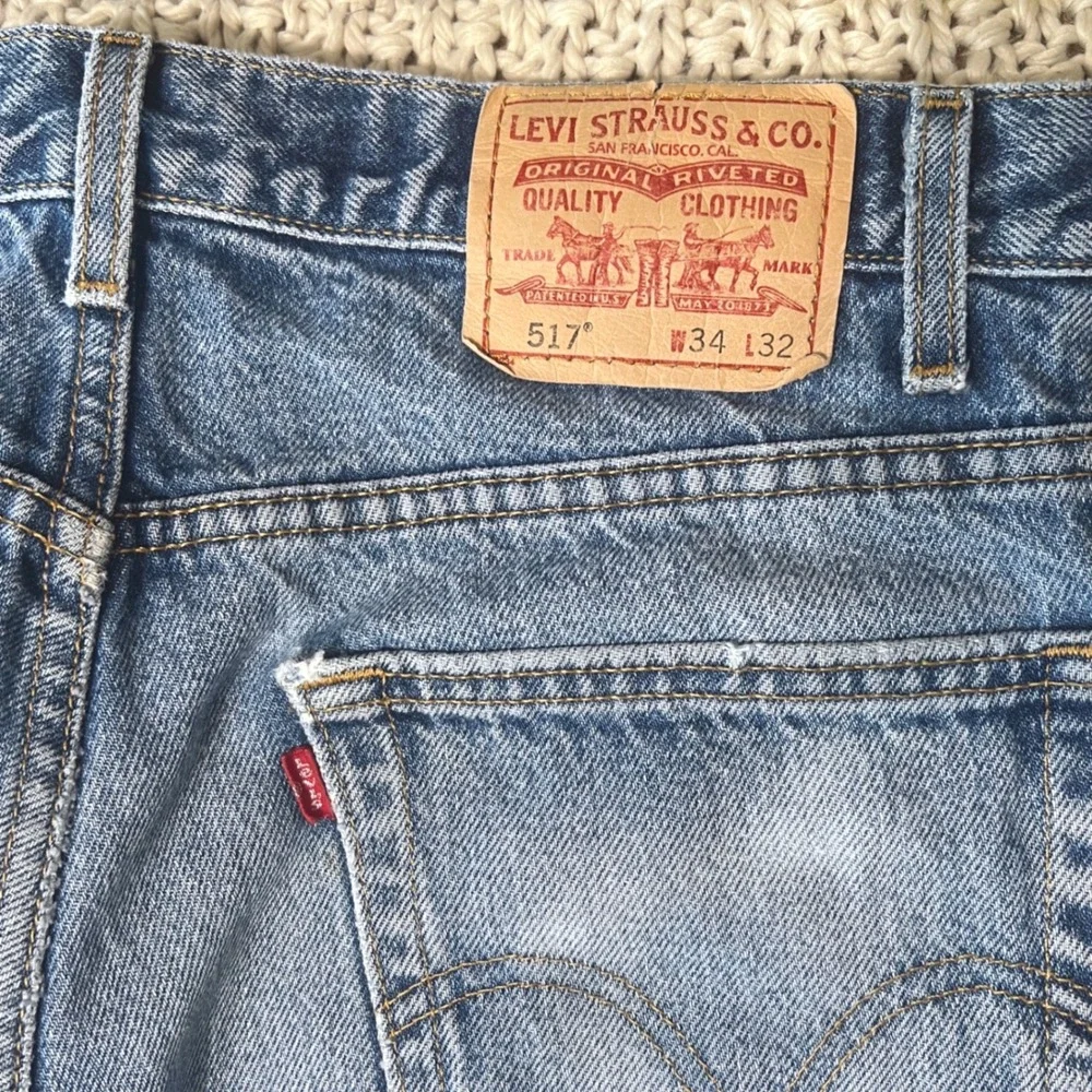 Y2K Levi's 517 Boot Cut Jeans Blue Made In USA Distressed Mens 34x32